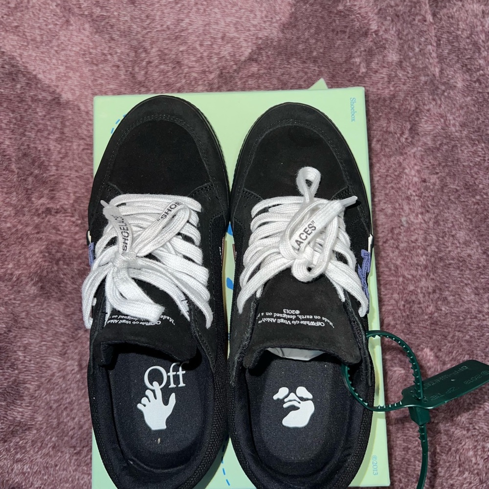 Off-White Black Sneakers with White Laces
